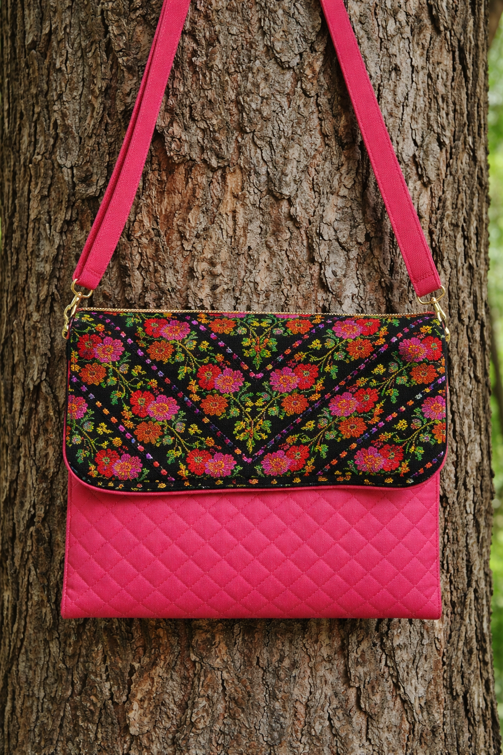 Handmade Palestinian Tatreez Crossbody Bag 4
