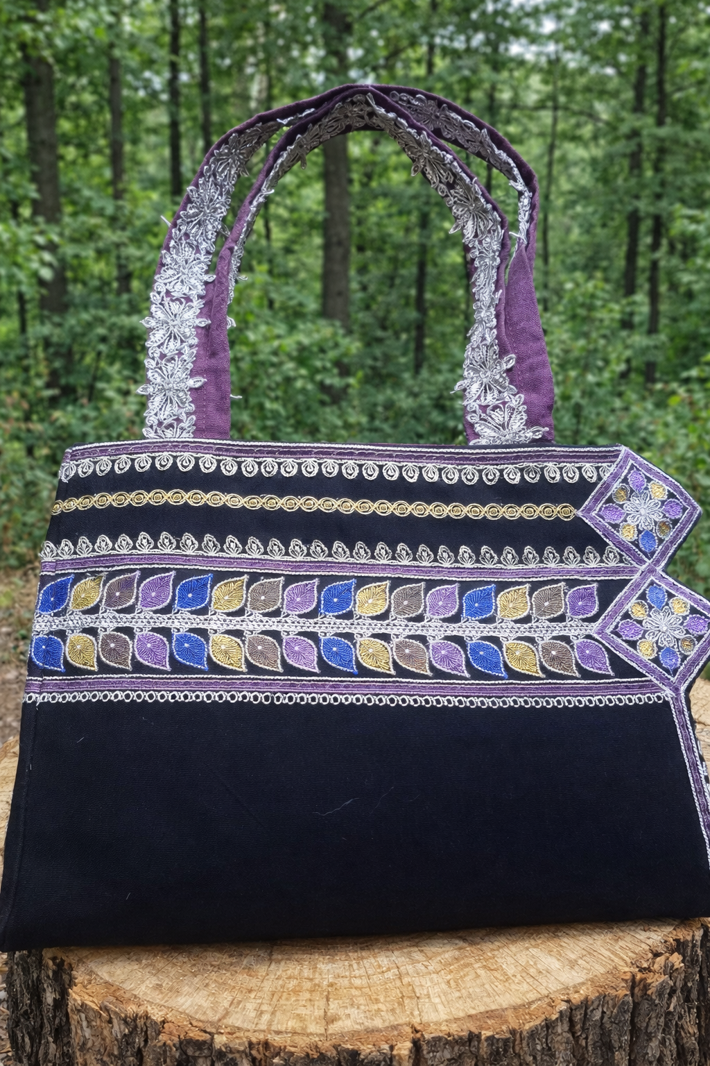 Handmade Palestinian Tatreez Handbag 2