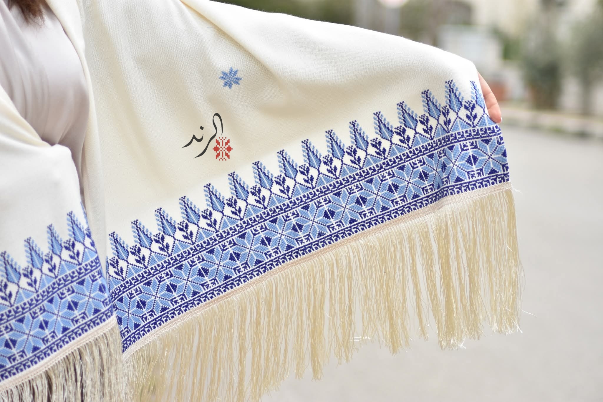 Soft ivory shawl 3